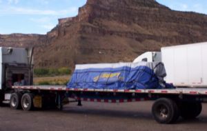Safety Talk: Tarping loads on a flatbed trailer